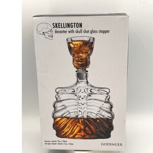Skellington Decanter With‎ Skull Shot Glass Stopper Godinger
